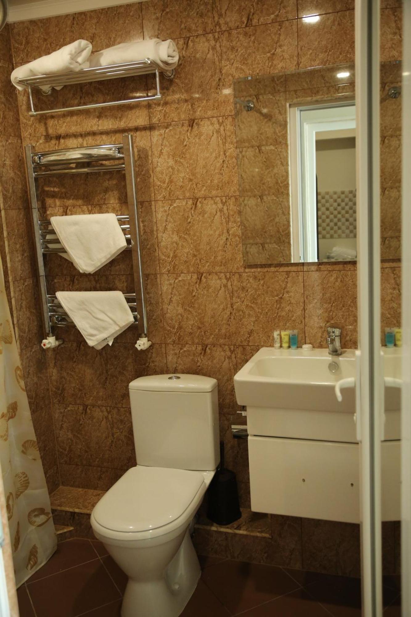 Vell Grey Hotel Martuni Екстер'єр фото
