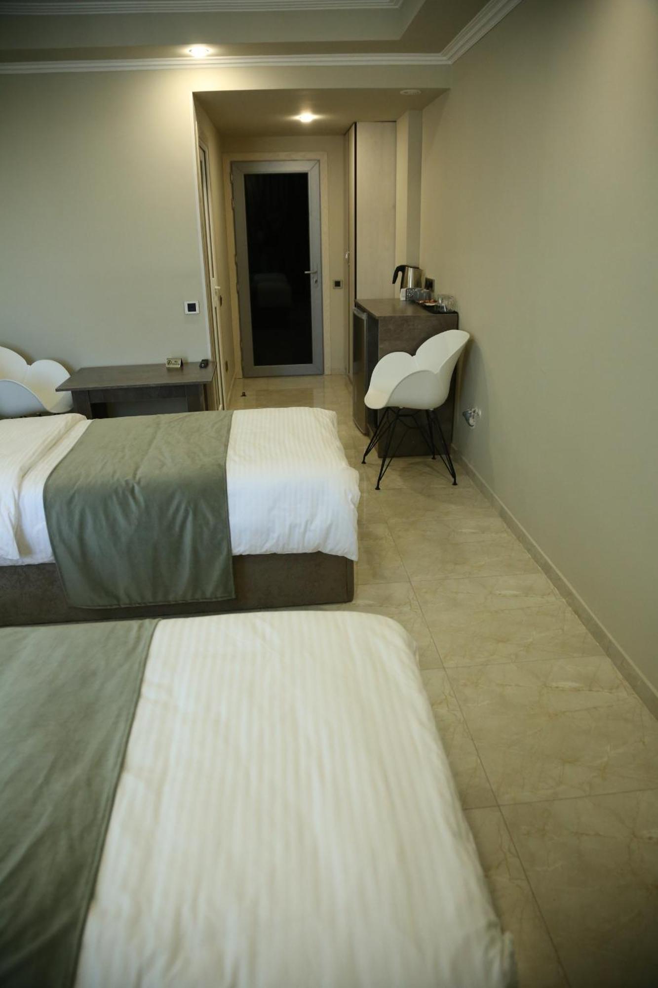Vell Grey Hotel Martuni Екстер'єр фото