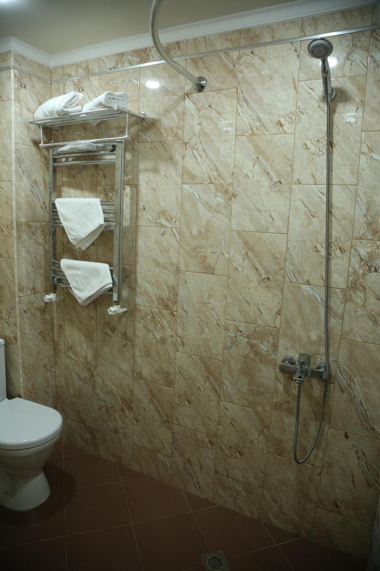 Vell Grey Hotel Martuni Екстер'єр фото