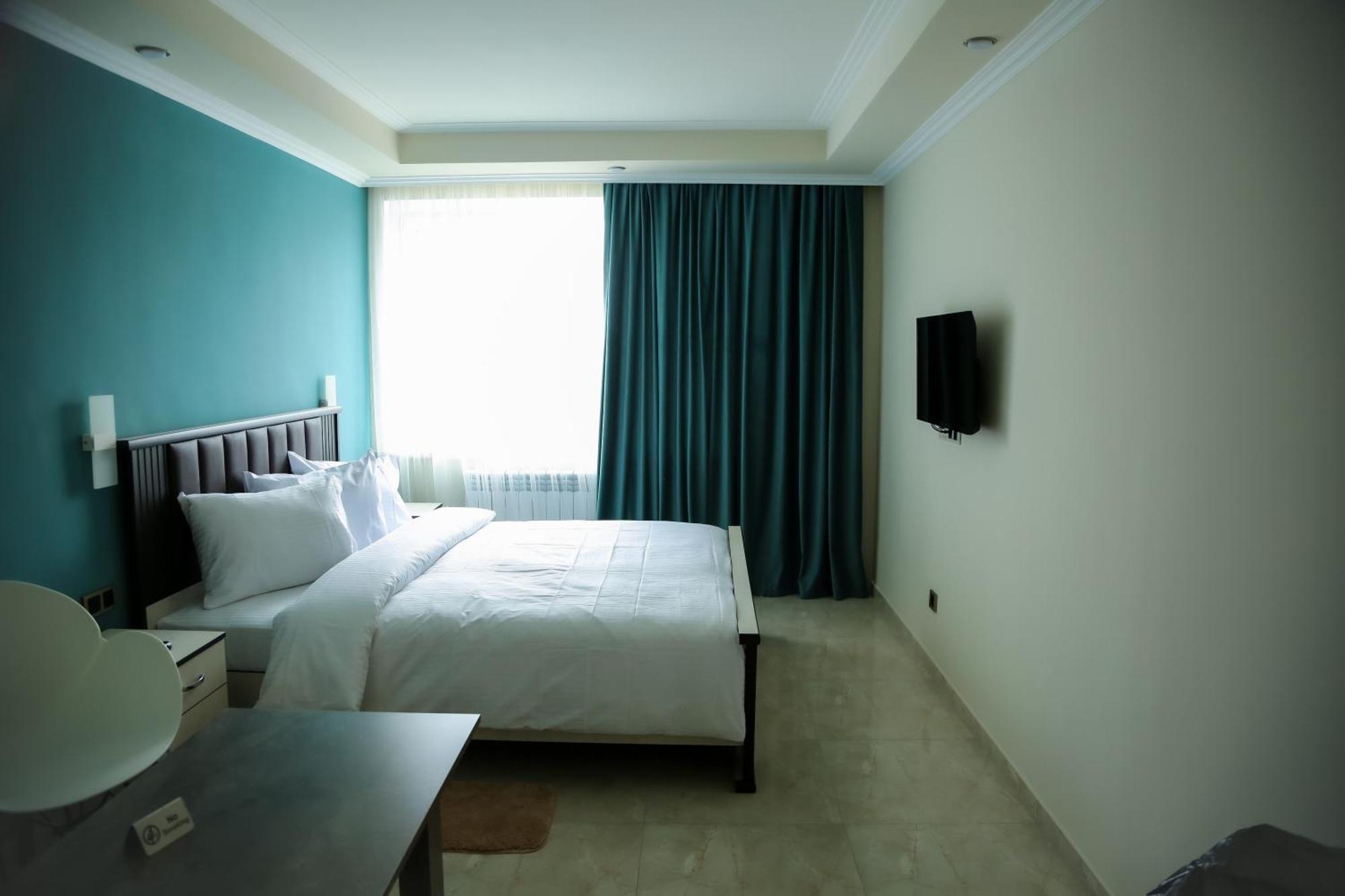 Vell Grey Hotel Martuni Екстер'єр фото