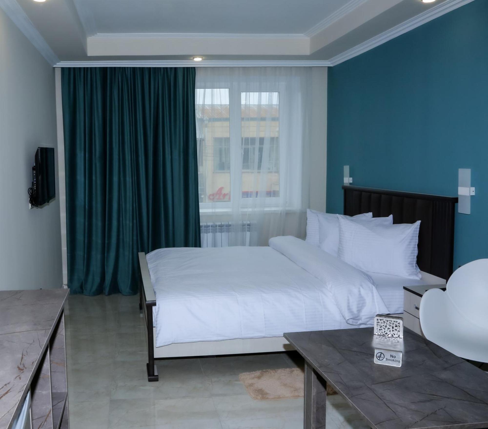 Vell Grey Hotel Martuni Екстер'єр фото